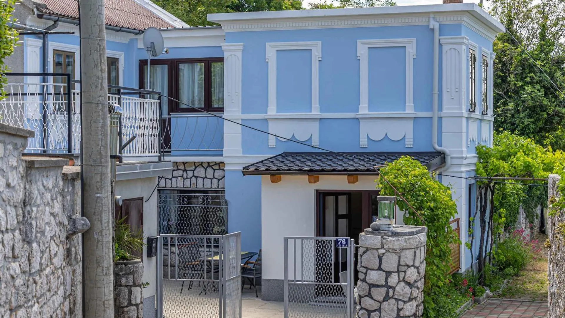 Holiday Home In Grizane 42935